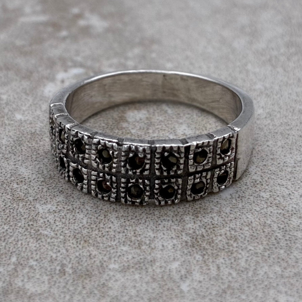 Sterling Marcasite Geometric Band Ring – Size 5.5