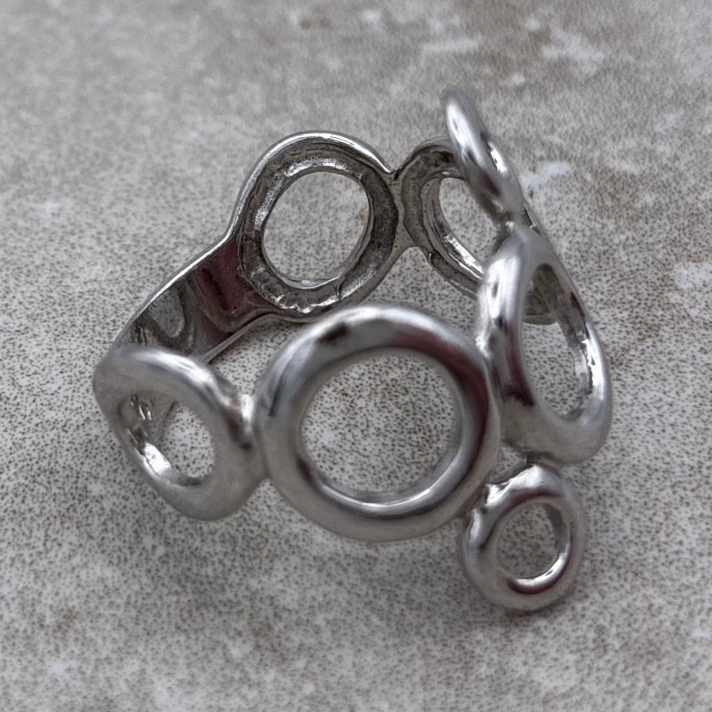 Sterling Sculptural Open Circle Modernist Ring — Size 8.5