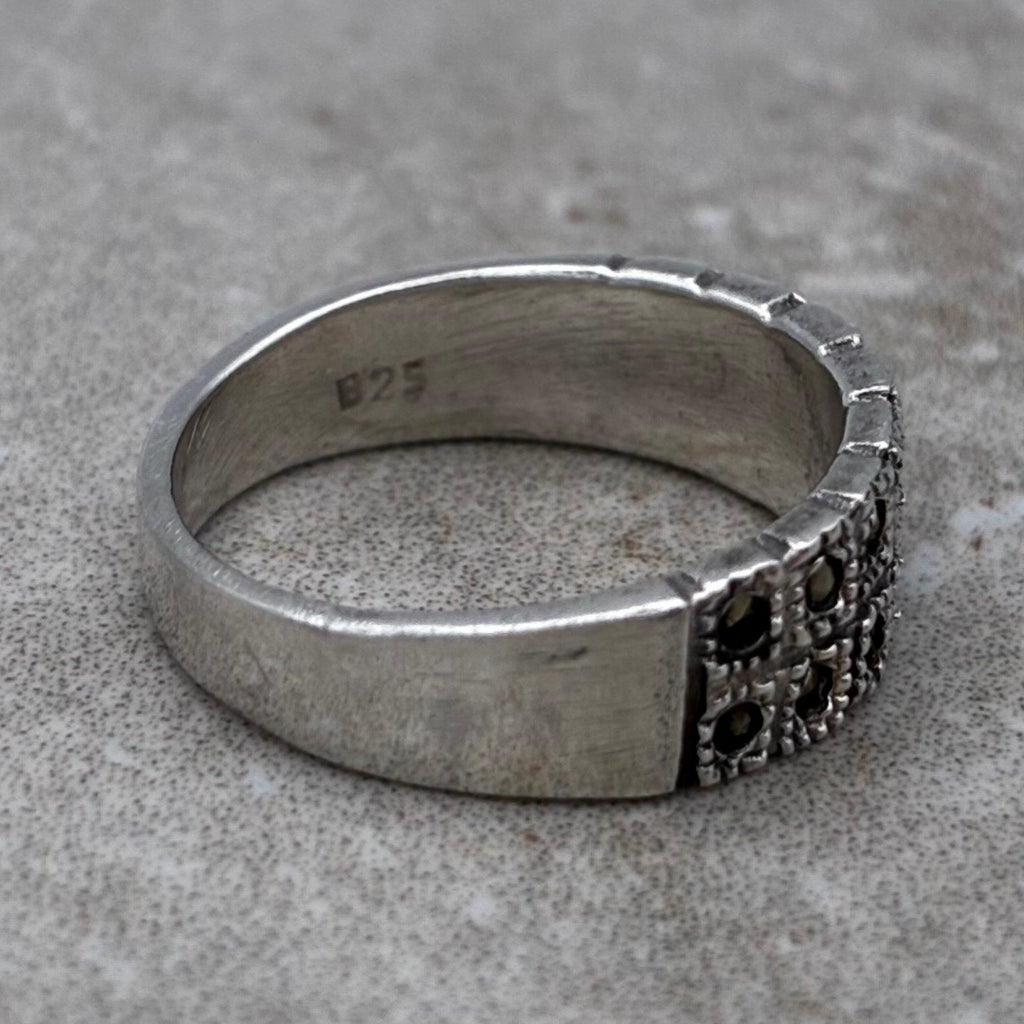 Sterling Marcasite Geometric Band Ring – Size 5.5