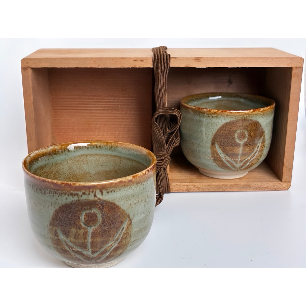 Vintage Japanese Studio Pottery Yunomi Tea Cups Pair in Wooden Box – Signed