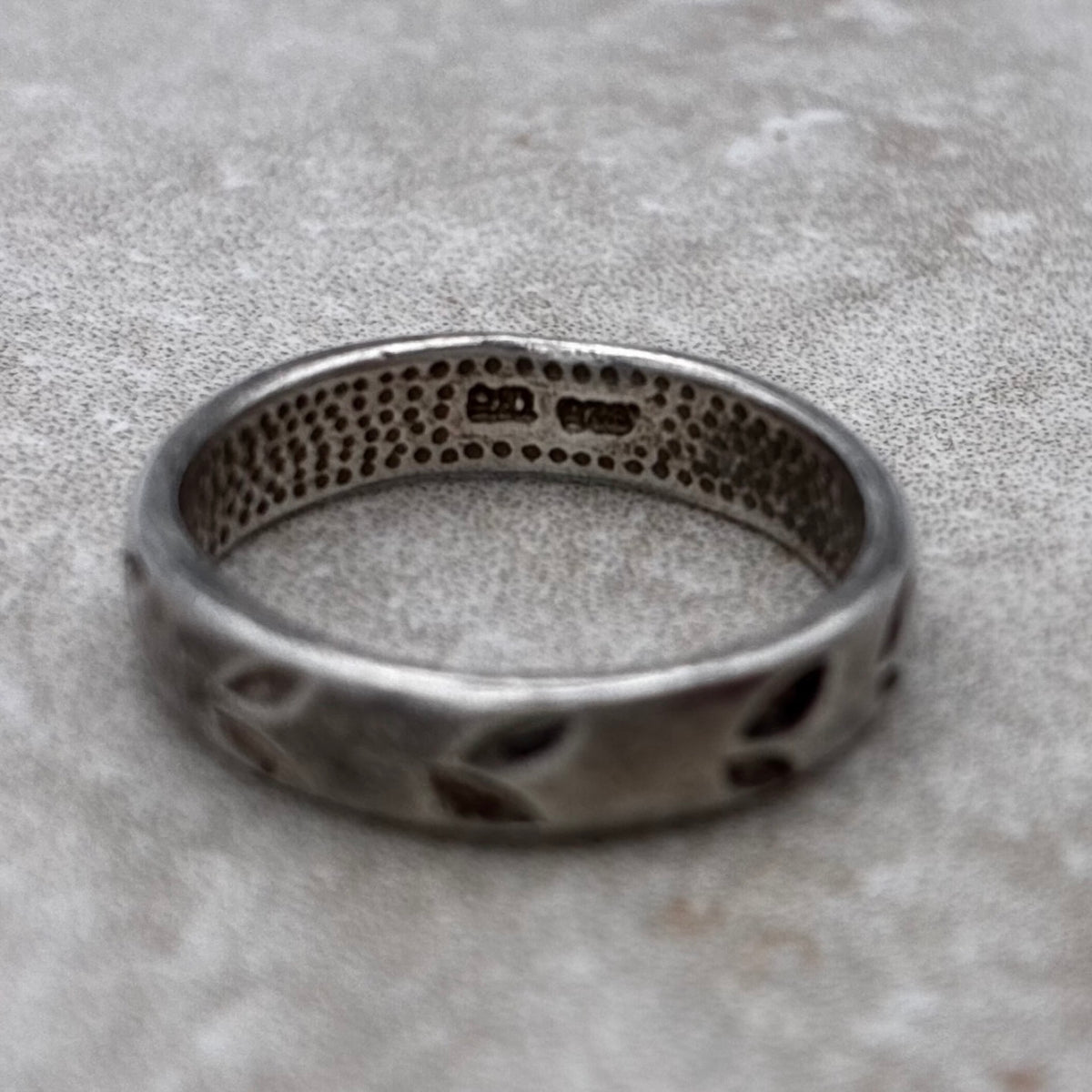 Sterling Botanical Relief Band Ring — Size 6.5