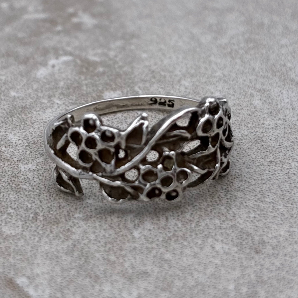 Sterling Botanical Vine Openwork Ring – Size 7.25