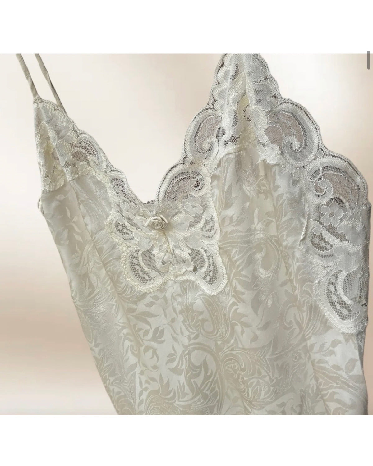 Vintage Lucie Ann II Ivory Jacquard Lace Camisole Size 32 Made in USA XXS-XS