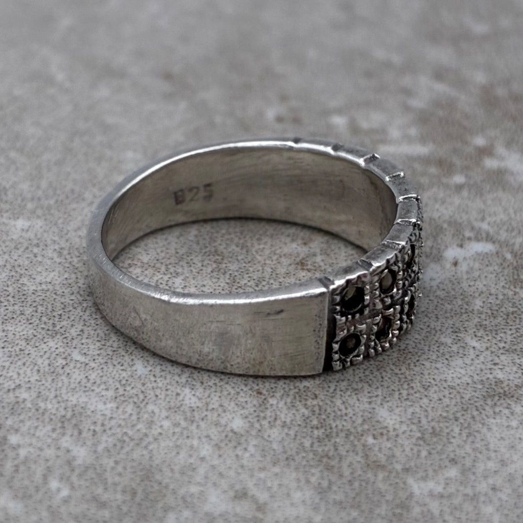 Sterling Marcasite Geometric Band Ring – Size 5.5