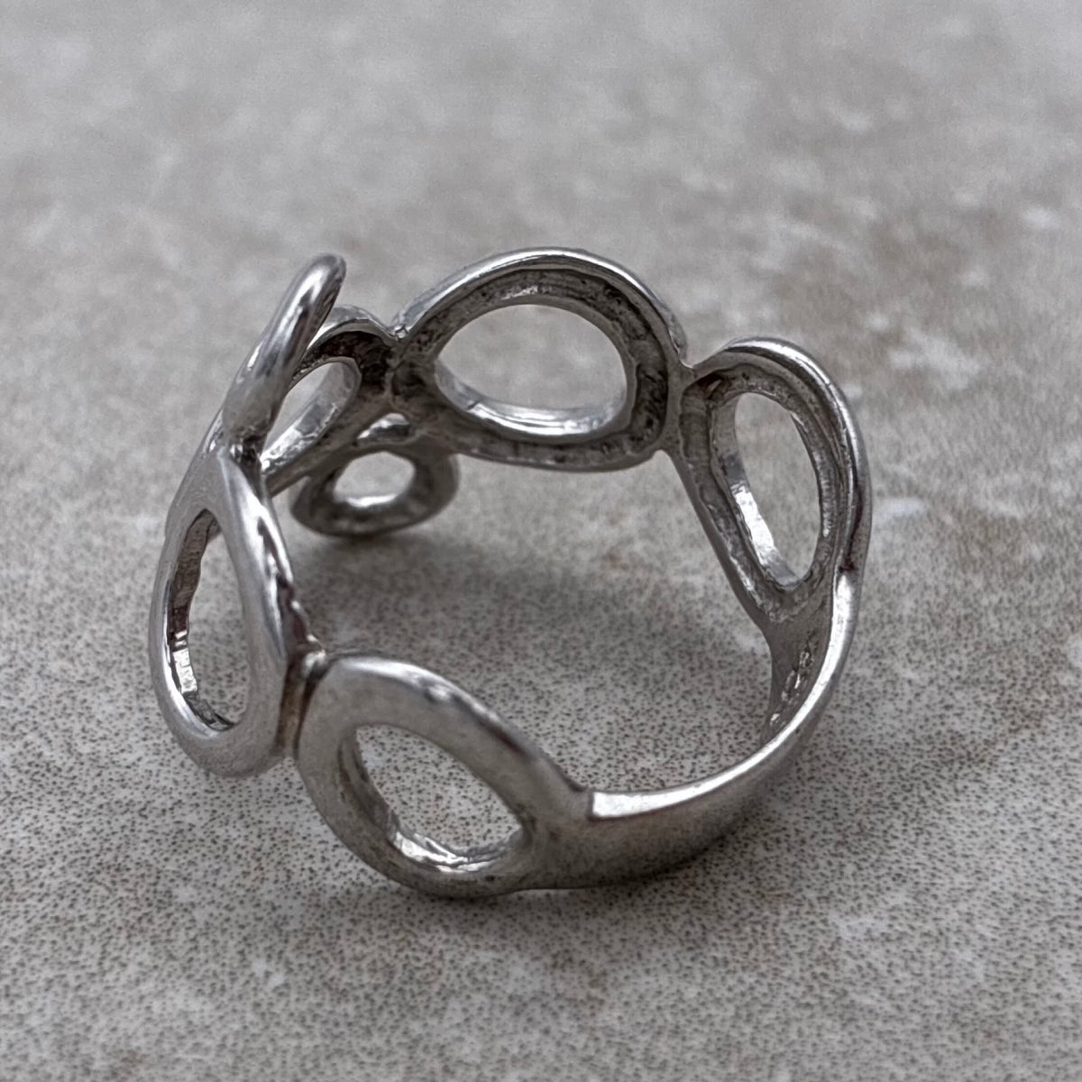 Sterling Sculptural Open Circle Modernist Ring — Size 8.5