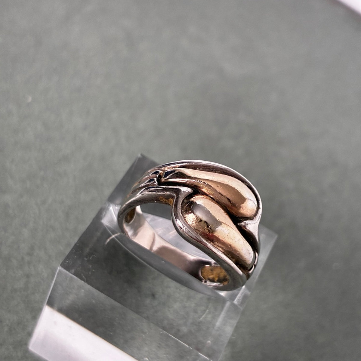 950 Silver 14K Gold Overlay Two-Tone Modernist Ring — Size 5.5