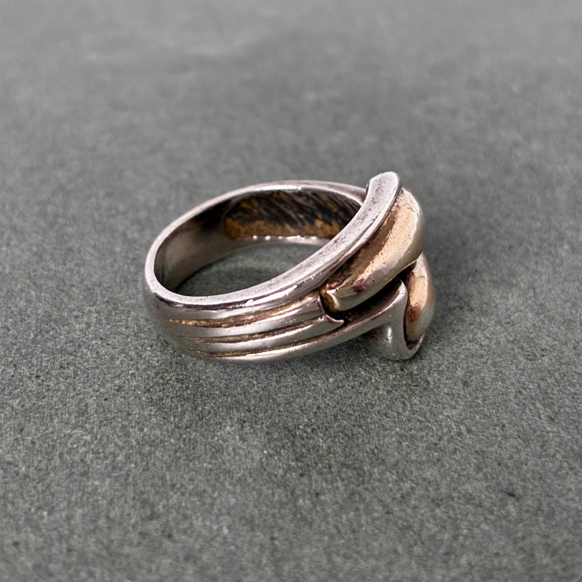 950 Silver 14K Gold Overlay Two-Tone Modernist Ring — Size 5.5