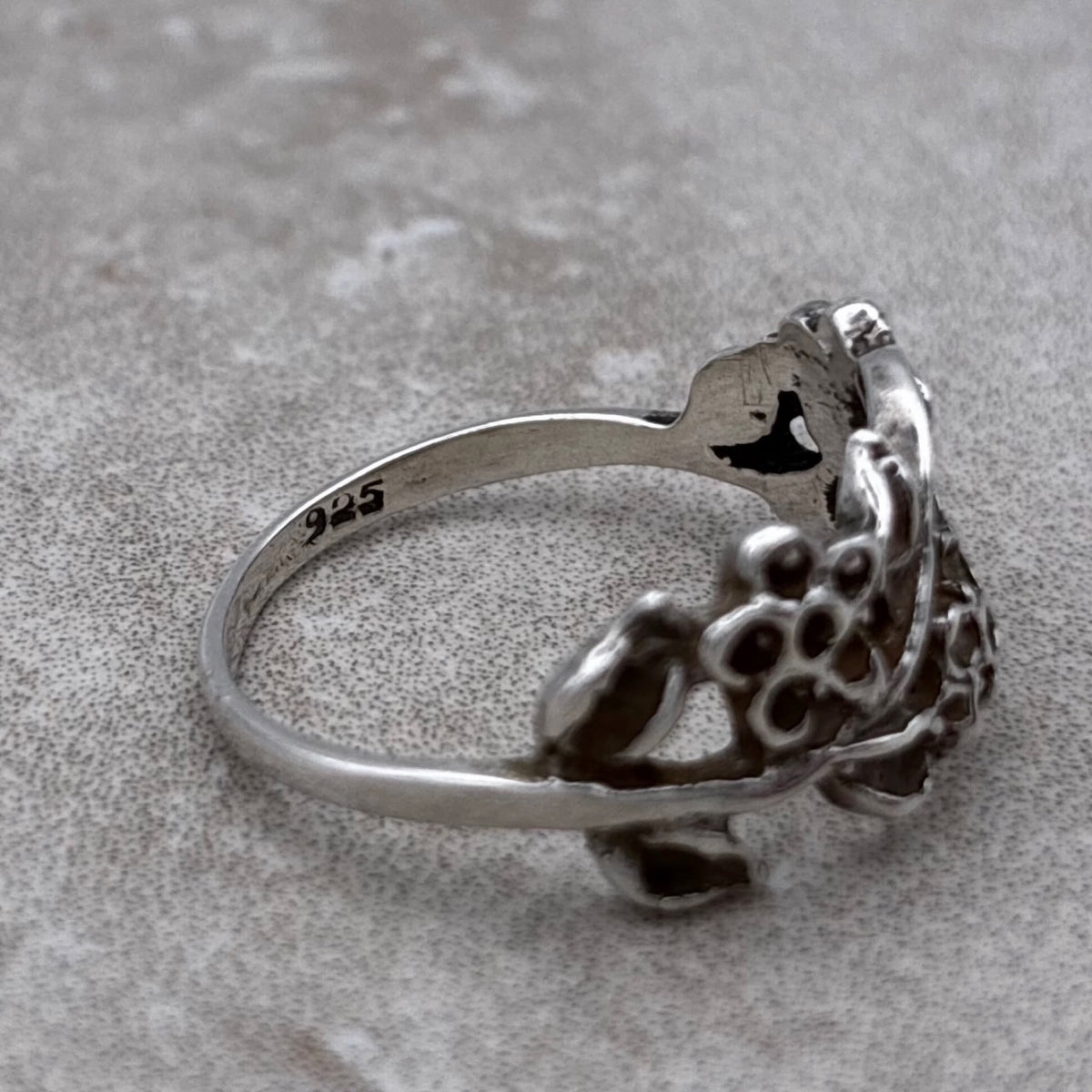 Sterling Botanical Vine Openwork Ring – Size 7.25