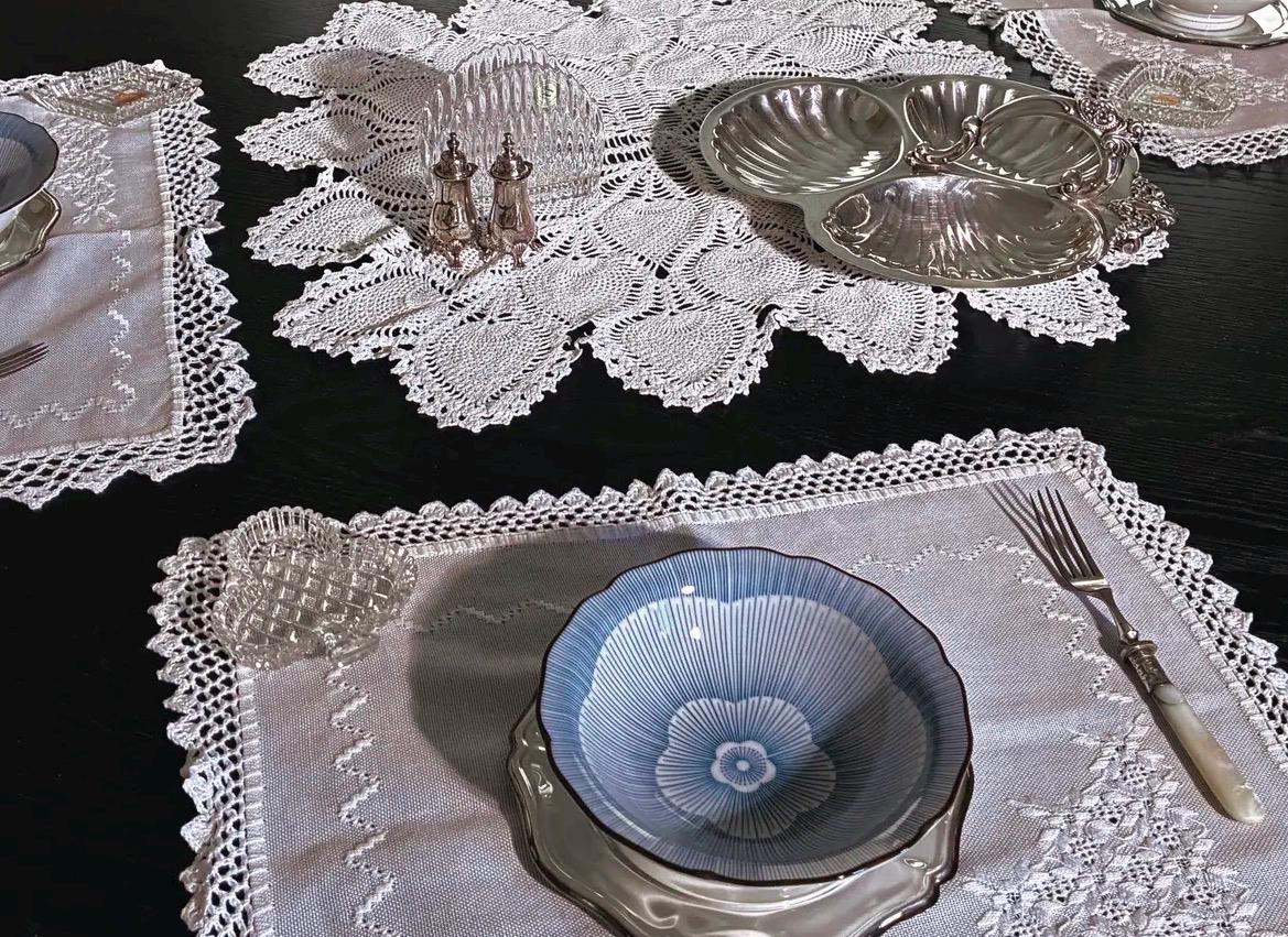 Set of 5 Japanese Porcelain Bowls | Blue Floral Scalloped Serving Tableware